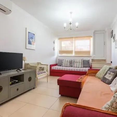 Apartamento Sobre A Olhos de Agua (Albufeira)